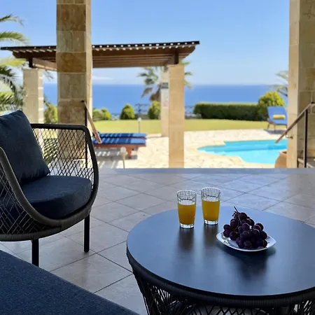 Dimitra 트라페자키