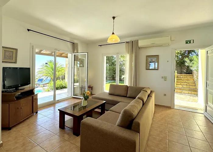 Dimitra * 트라페자키