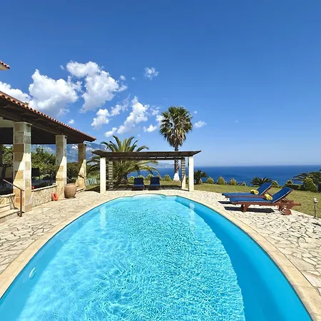 Dimitra Villa